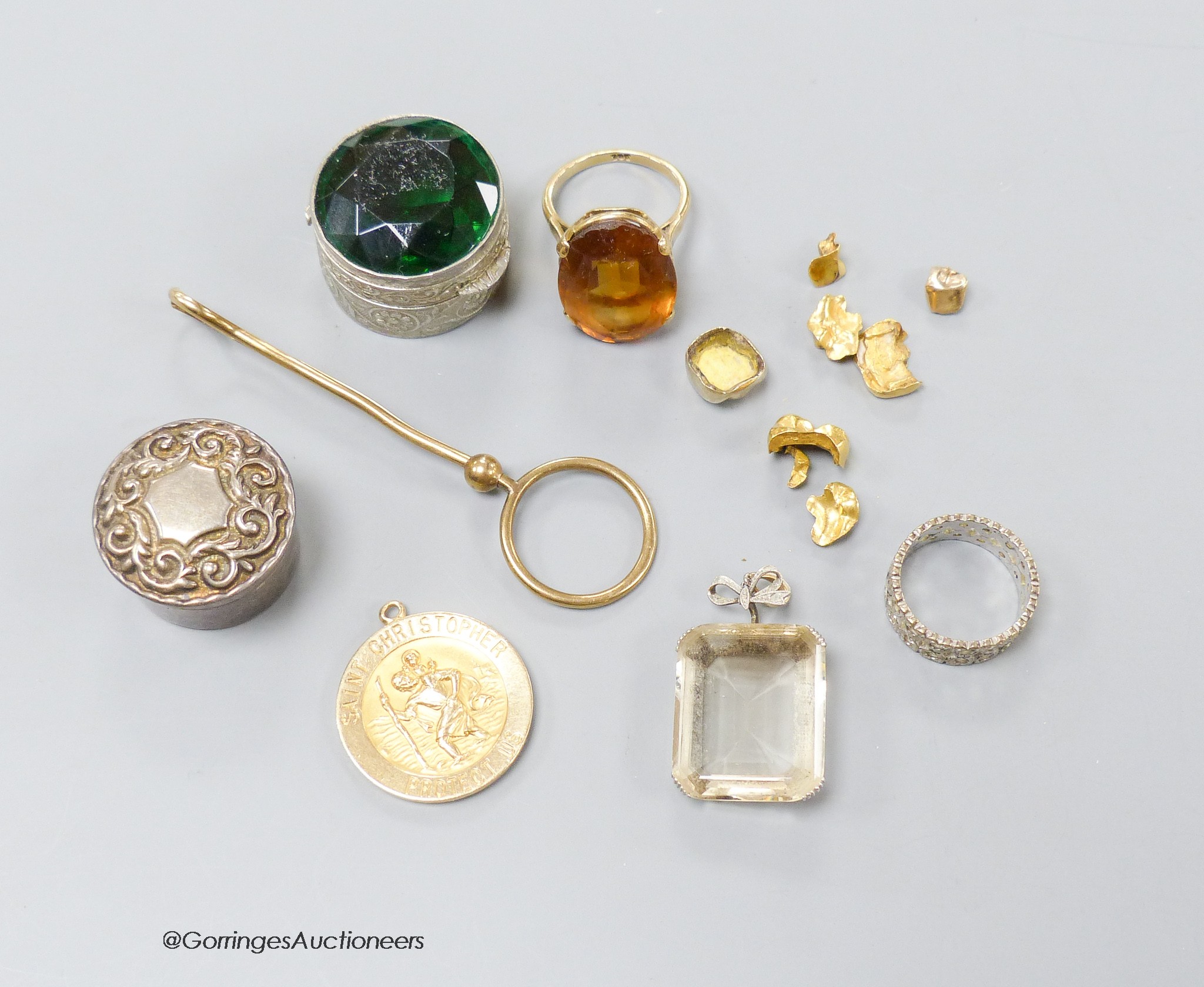 Mixed jewellery etc. including a 14k St. Christopher pendant, 7.3 grams, dental yellow metal, a 9ct gem set ring, gross 7.5 grams etc.